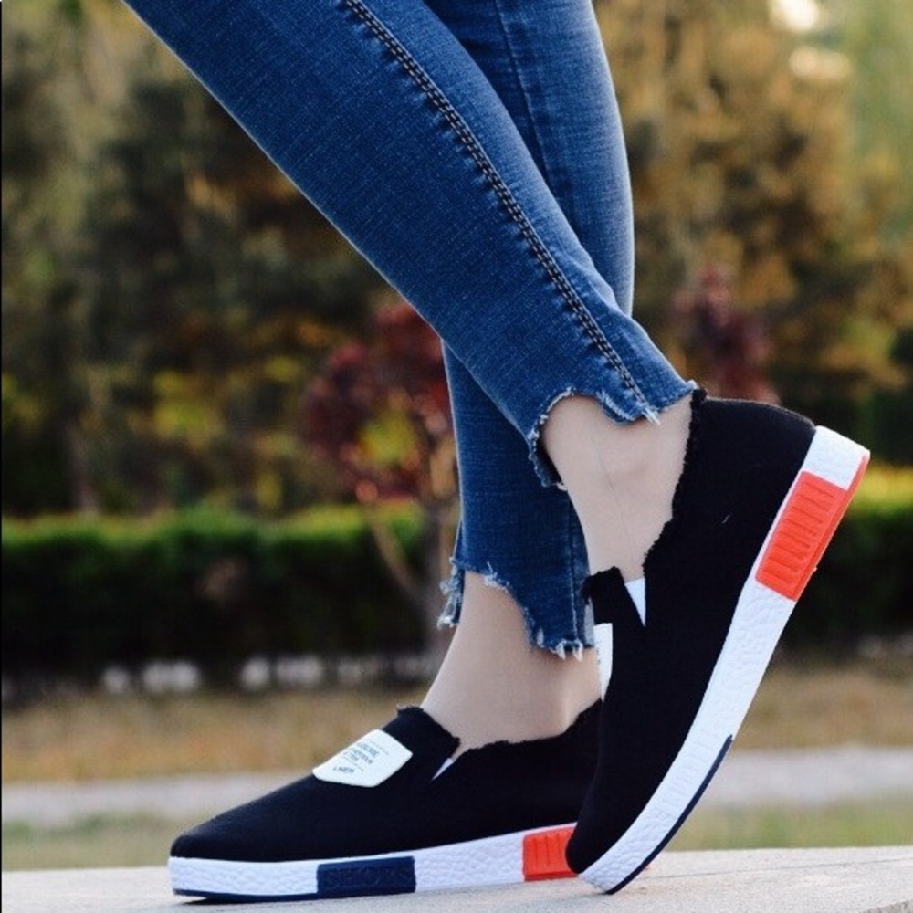 Slip-on Sneaker